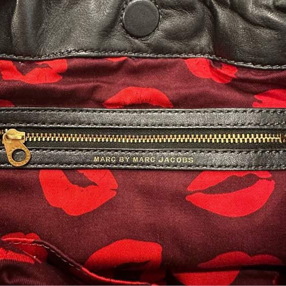 Marc by Marc Jacobs Pewter Lambskin Leather Hobo Bag NWT - Picture 9 of 11